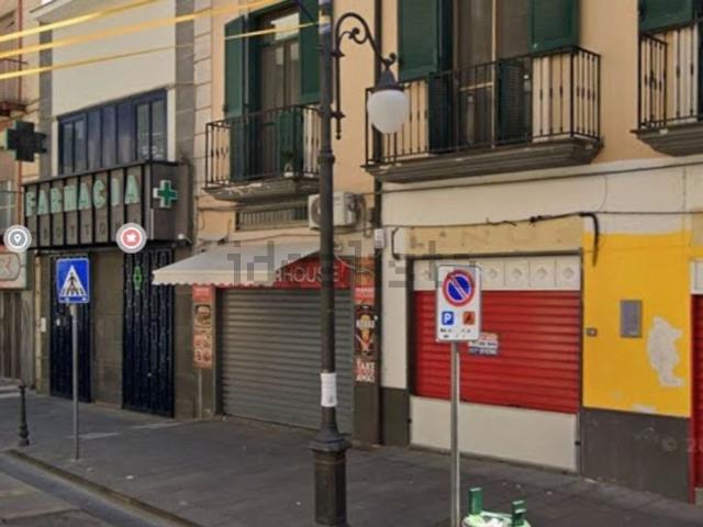 Locale Commerciale in affitto a Scafati, Campania