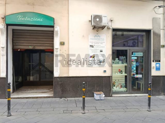 Locale Commerciale in affitto a Cicalesi, Nocera Inferiore