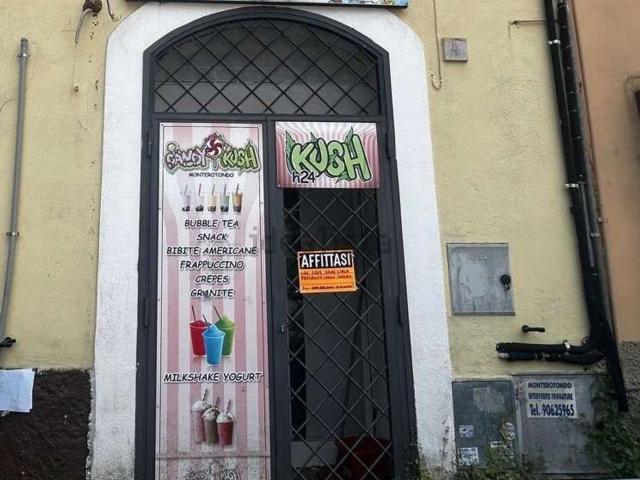 Locale Commerciale in affitto a Roma Capitale, Lazio