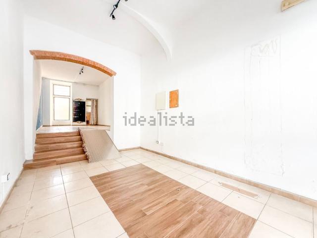 Locale Commerciale in affitto a Pistoia, Toscana
