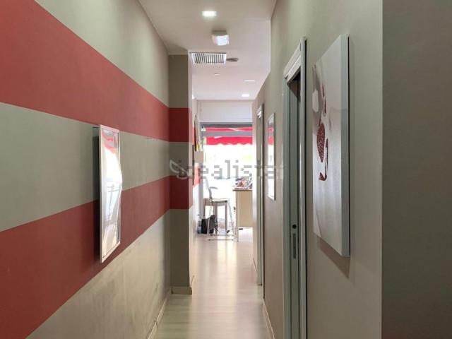 Locale Commerciale in affitto a Latina, Lazio