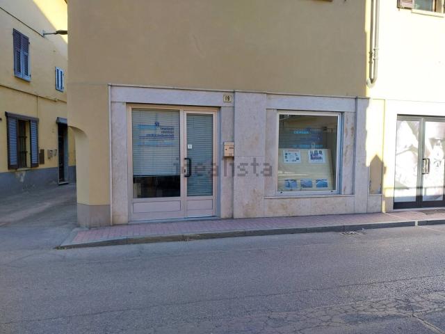 Locale Commerciale in affitto a Piemonte, Cuneo