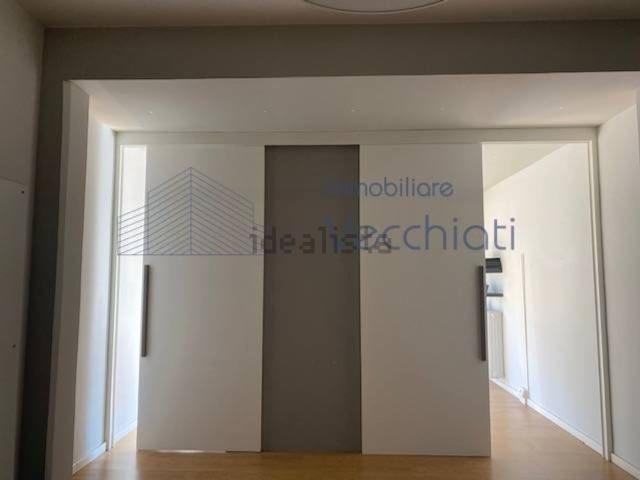 Locale Commerciale in affitto a Santa Maria del Rovere, Treviso