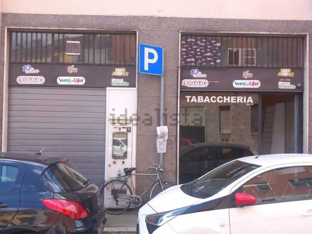 Locale Commerciale in affitto a Cremona, Lombardia