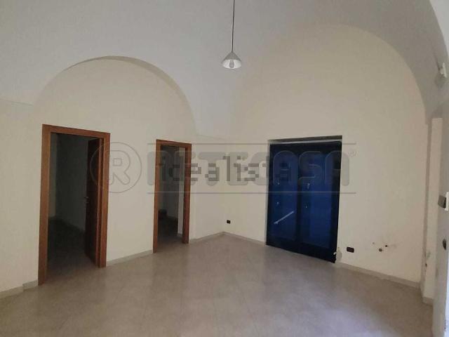 Locale Commerciale in affitto a Puglia, Bari