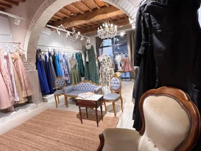 Locale Commerciale in affitto a Bellaria, Pontedera