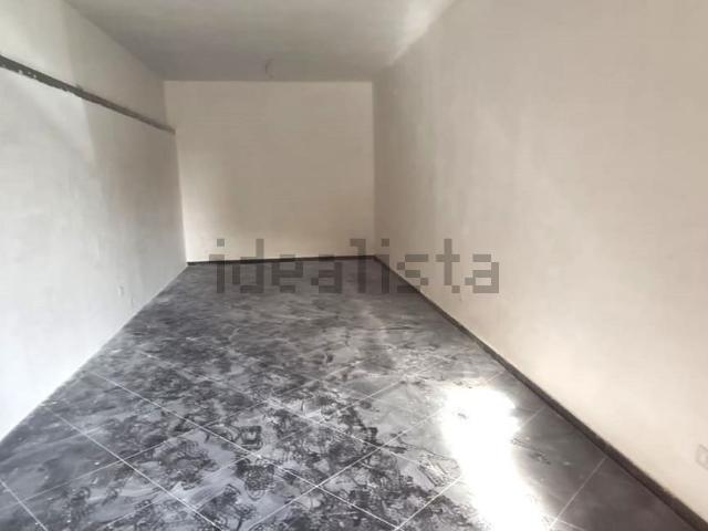 Locale Commerciale in affitto a San Cipriano Picentino, Campania