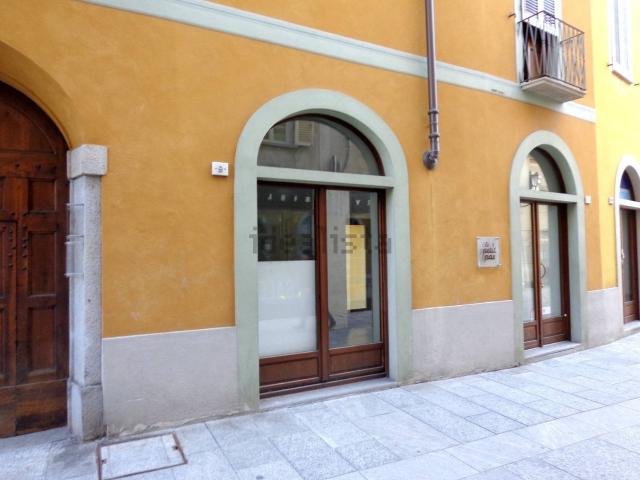 Locale Commerciale in affitto a Cellio con Breia, Piemonte