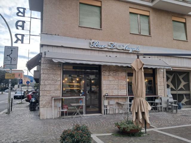 Locale Commerciale in affitto a Città Giardino, Terni