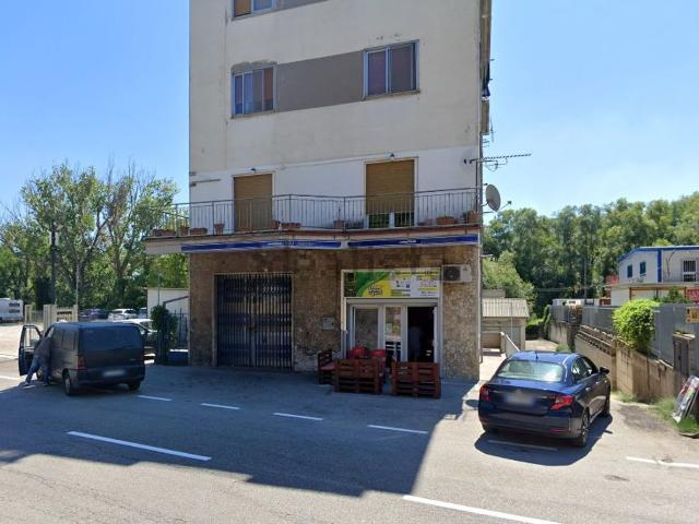 Locale Commerciale in affitto a Gallitello, Potenza