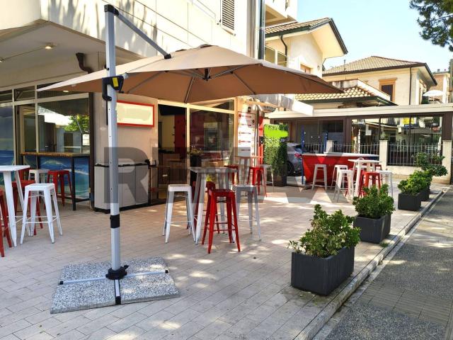 Locale Commerciale in affitto a Alba, Riccione