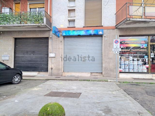 Locale Commerciale in affitto a Mortara, Lombardia