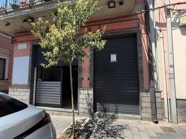 Locale Commerciale in affitto a Milicia, Misterbianco