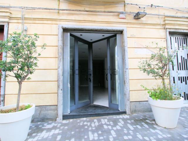 Locale Commerciale in affitto a Ragusa, Cappuccini