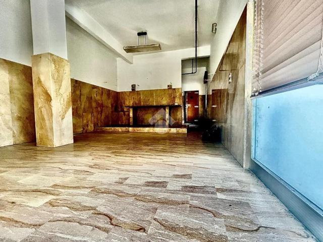 Locale Commerciale in affitto a Piemonte, Alessandria