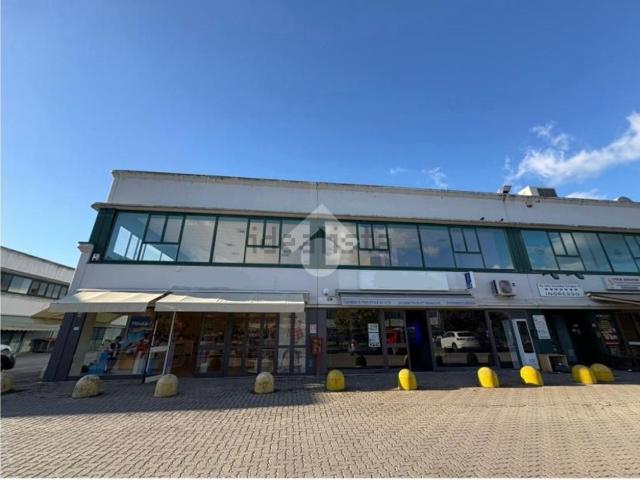Locale Commerciale in affitto a Figline e Incisa Valdarno, Figline Valdarno
