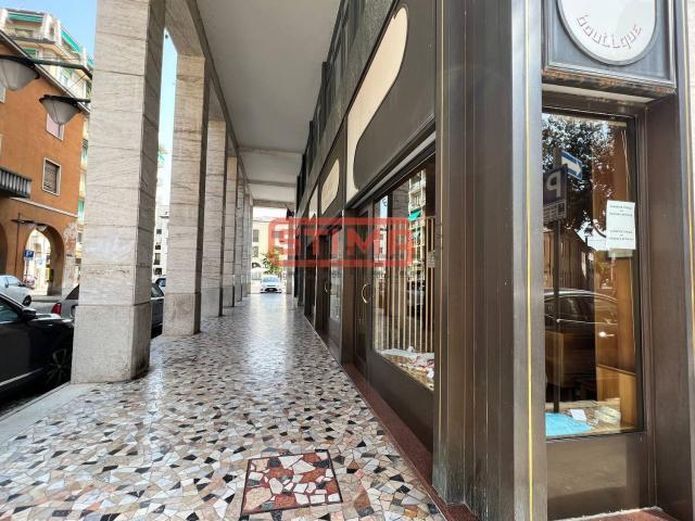 Locale Commerciale in affitto a San Zeno, Treviso