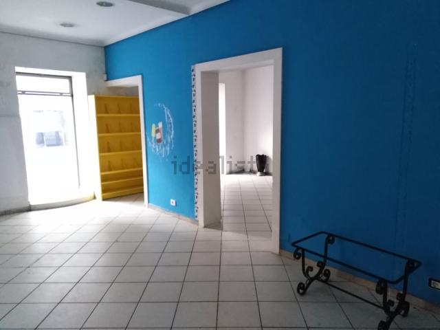 Locale Commerciale in affitto a Ragusa, Sicilia