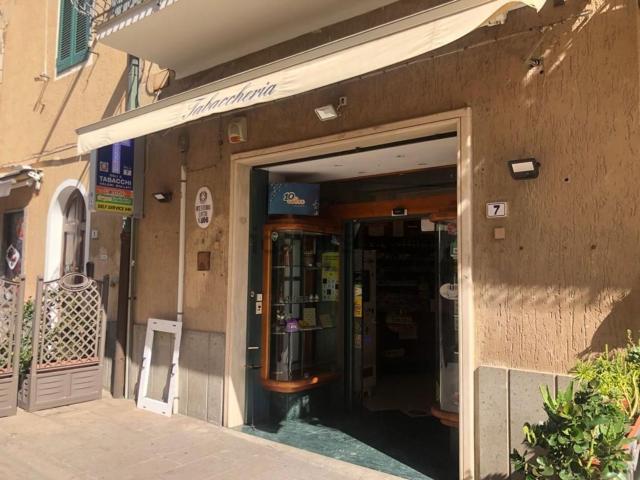 Locale Commerciale in affitto a Portaccia, Castiglione Della Pescaia
