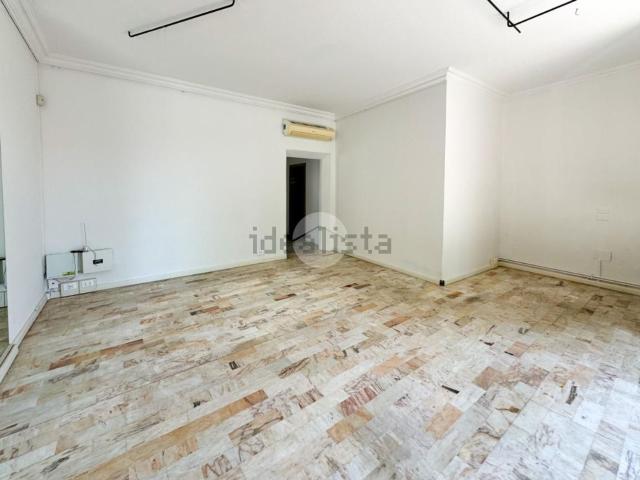 Locale Commerciale in affitto a Castel Goffredo, Lombardia