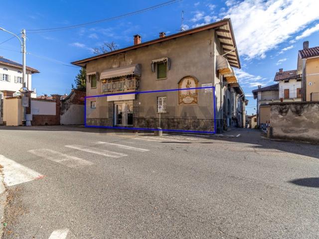 Locale Commerciale in affitto a Vernato, Piemonte