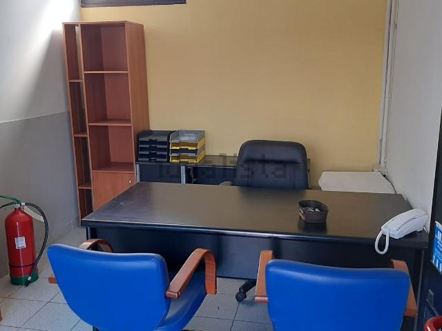 Locale Commerciale in affitto a Vicenza, Veneto