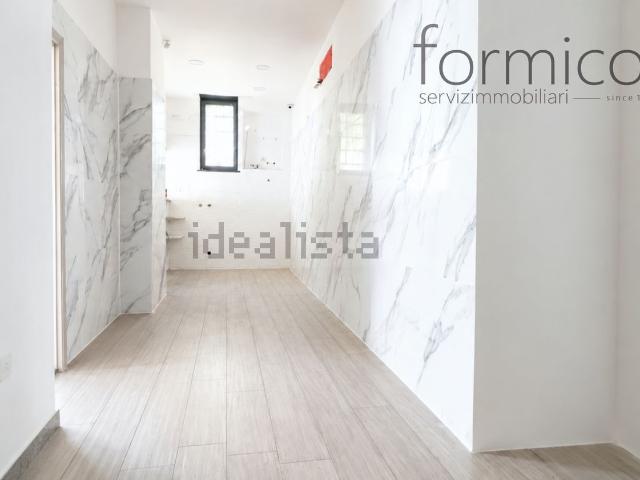 Locale Commerciale in affitto a Portici, Campania