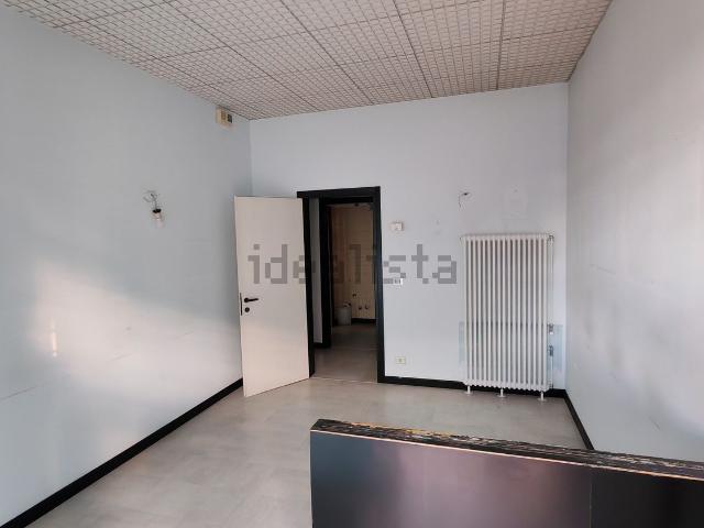 Locale Commerciale in affitto a Martellago, Veneto