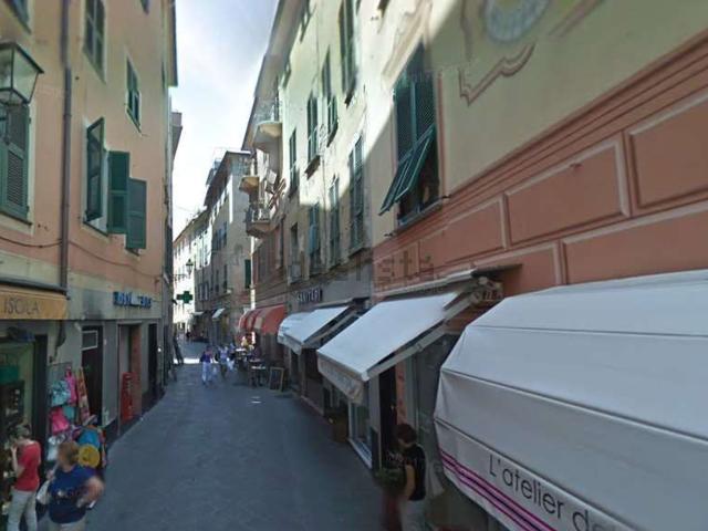 Locale Commerciale in affitto a San Michele di Pagana, Rapallo