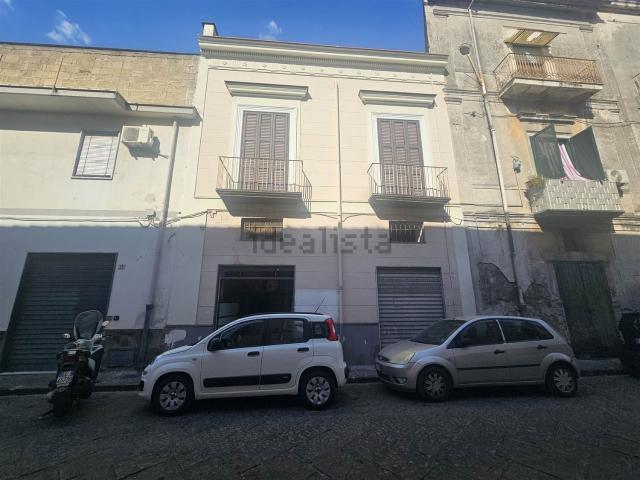 Locale Commerciale in affitto a Pagani, Campania