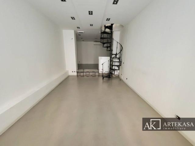 Locale Commerciale in affitto a Sacro Cuore, Piemonte