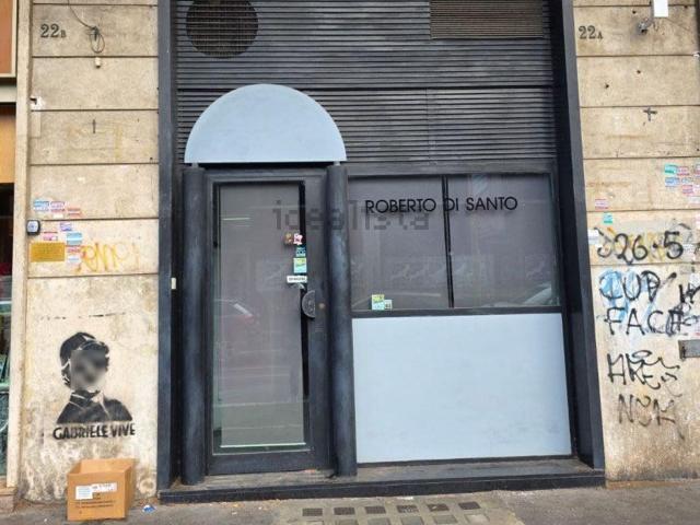 Locale Commerciale in affitto a Municipio Roma VII, Roma Capitale