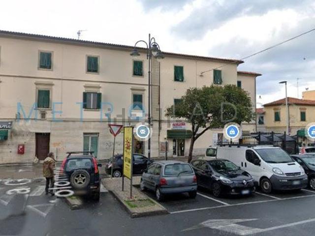 Locale Commerciale in affitto a Antignano, Livorno