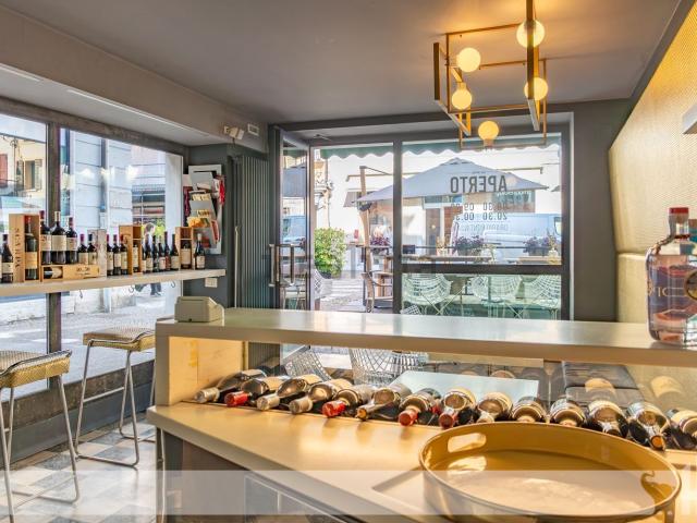 Locale Commerciale in affitto a Villaga, Feltre