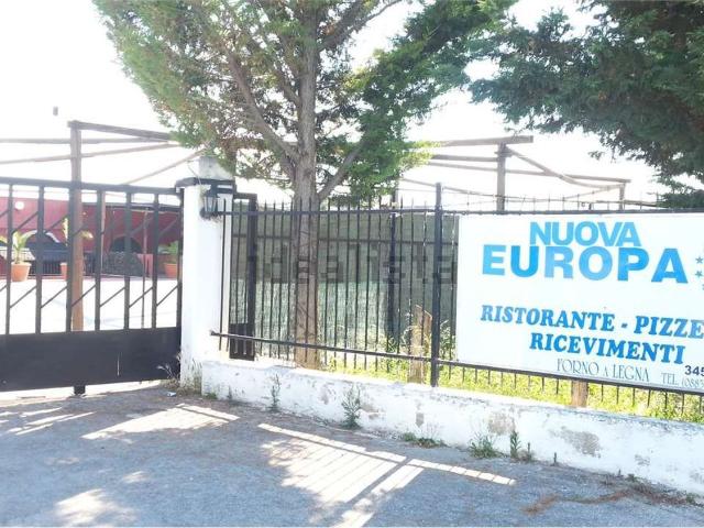 Locale Commerciale in affitto a Puglia, Foggia