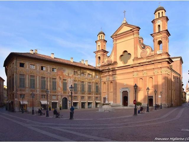 Locale Commerciale in affitto a Piemonte, Alessandria