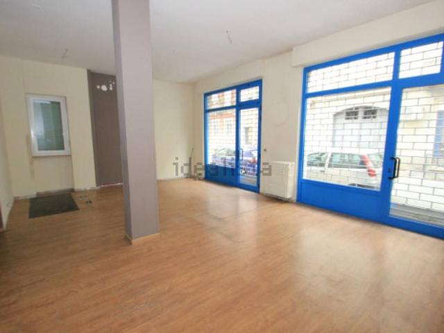 Locale Commerciale in affitto a Vernato, Piemonte