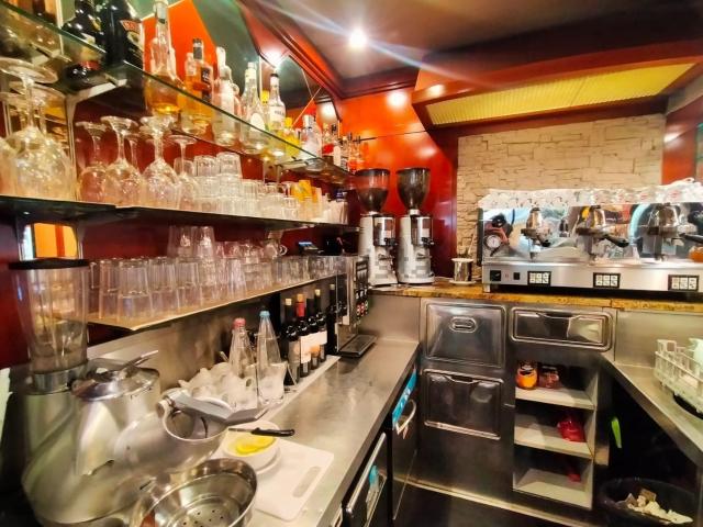 Locale Commerciale in affitto a Rimini, Reggio Emilia