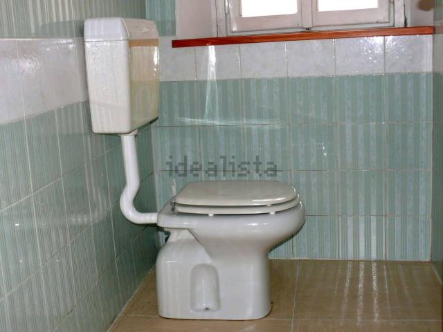 Locale Commerciale in affitto a Prospiano, Gorla Minore