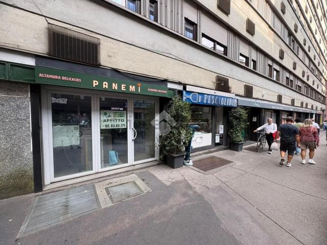 Locale Commerciale in affitto a Municipio 1, Milano