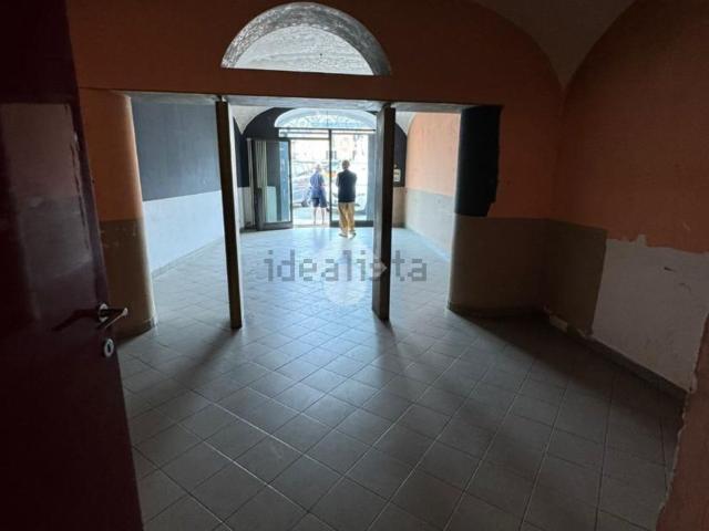 Locale Commerciale in affitto a Colle, Trescore Balneario