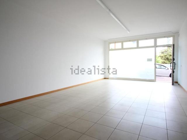 Locale Commerciale in affitto a Unione dei comuni Valle del Savio, Cesenà