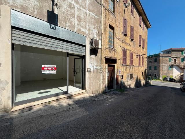 Locale Commerciale in affitto a Anagni, Lazio