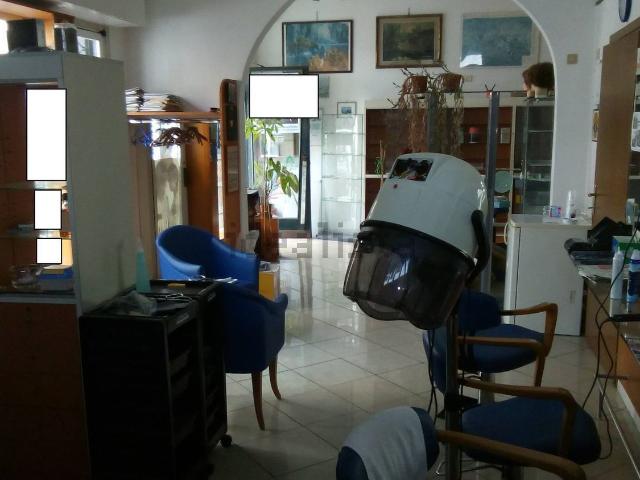 Locale Commerciale in affitto a Livorno