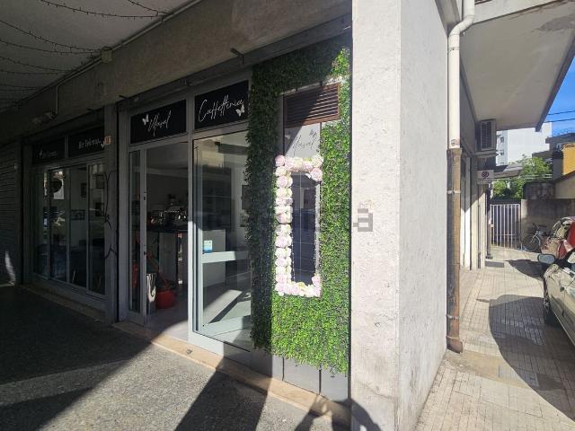 Locale Commerciale in affitto a Mestre-Carpenedo, Venezia