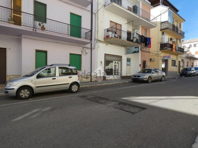 Locale Commerciale in affitto a Policoro, Basilicata