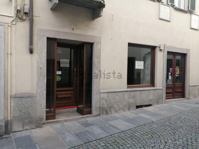 Locale Commerciale in affitto a Piemonte, Cuneo