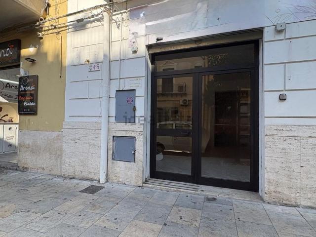 Locale Commerciale in affitto a Bagheria, Sicilia