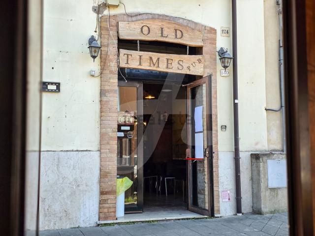 Locale Commerciale in affitto a San Rocco, San Giorgio Del Sannio