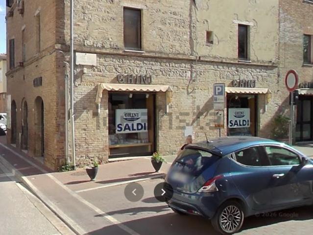 Locale Commerciale in affitto a Monteroni D'arbia, Toscana
